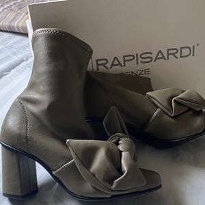 Women's Olive Ankle Boots